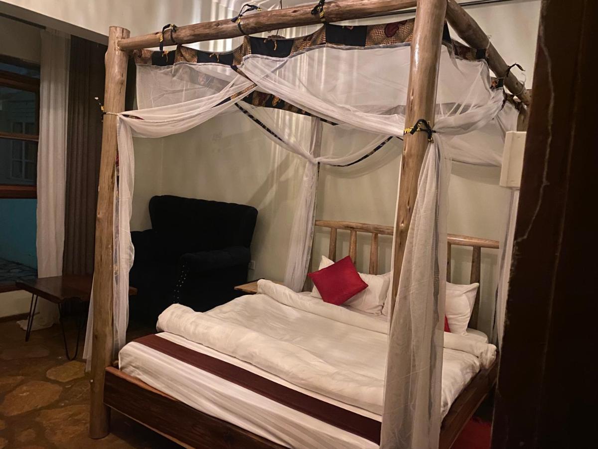 Afro Smile Hotel & Guest House - Jinja Dış mekan fotoğraf