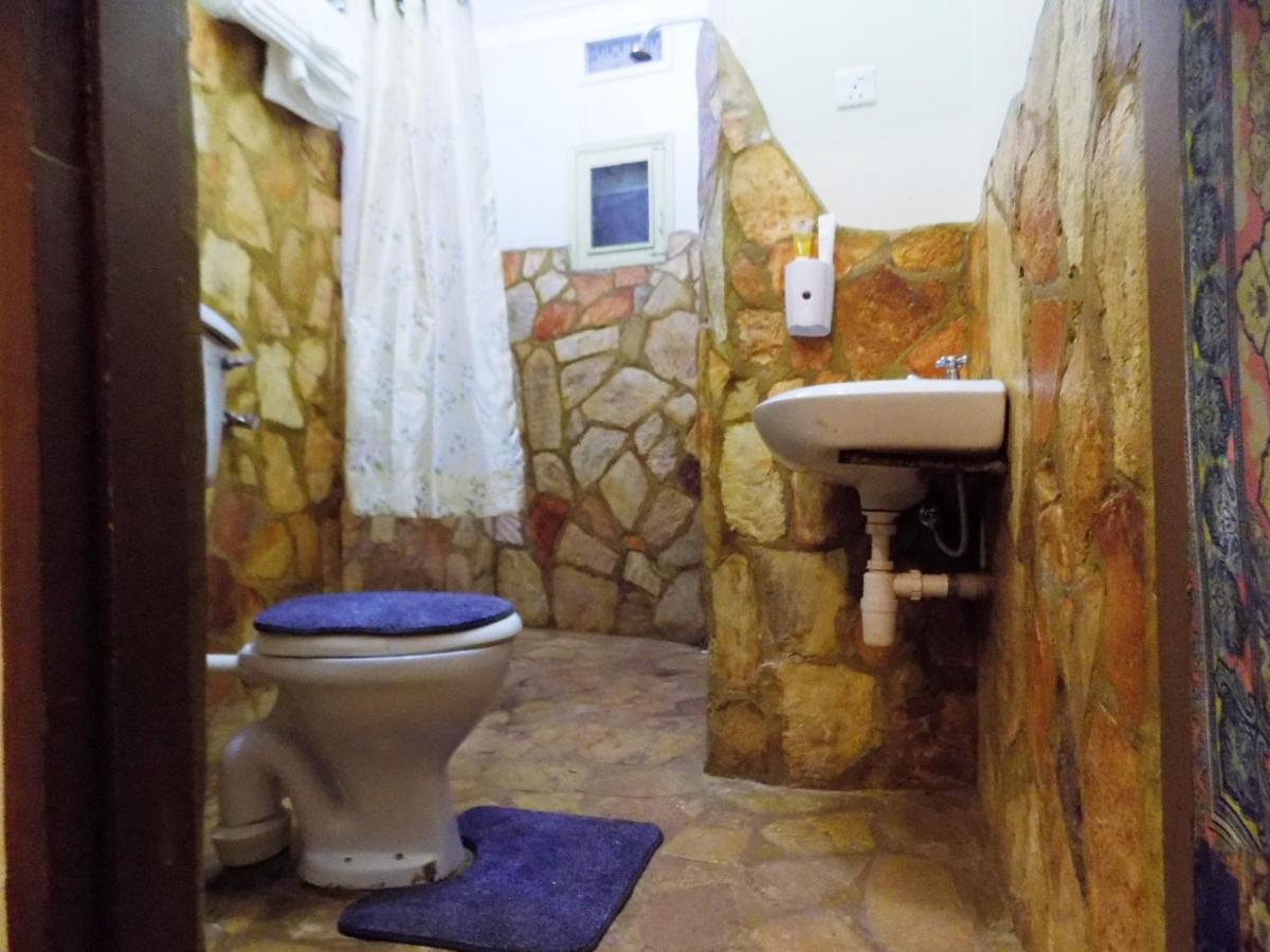 Afro Smile Hotel & Guest House - Jinja Dış mekan fotoğraf