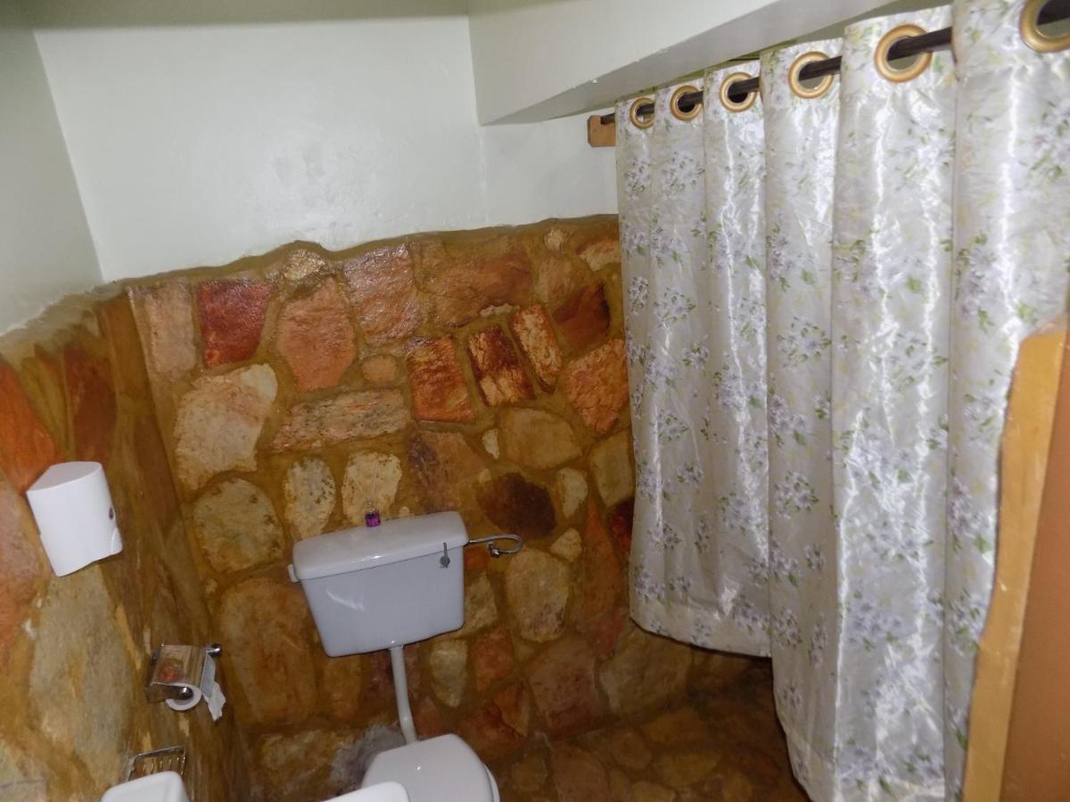 Afro Smile Hotel & Guest House - Jinja Dış mekan fotoğraf