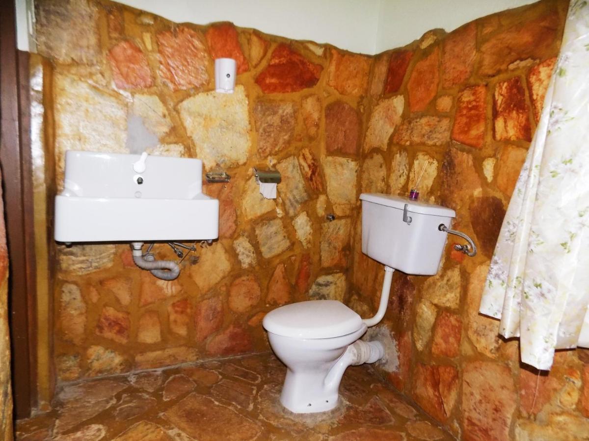 Afro Smile Hotel & Guest House - Jinja Dış mekan fotoğraf