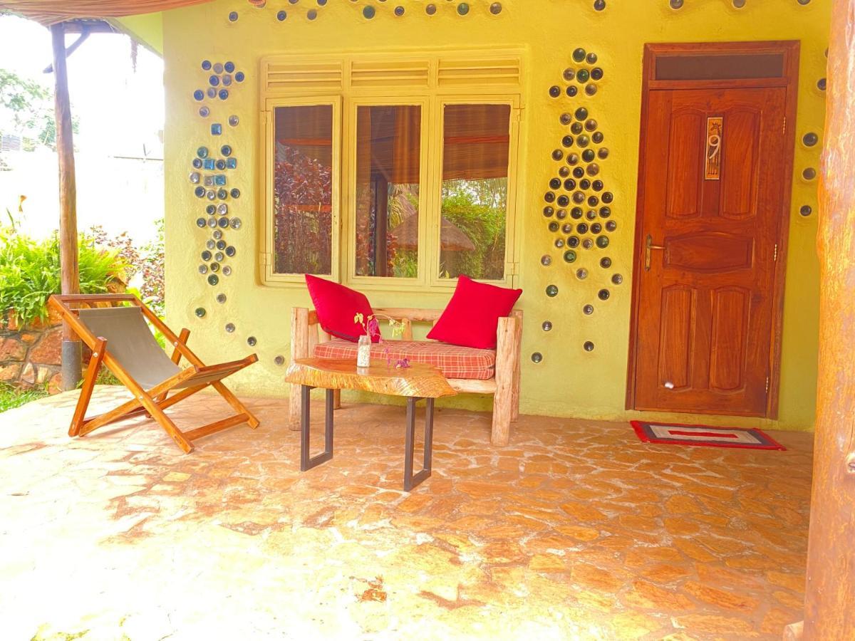 Afro Smile Hotel & Guest House - Jinja Dış mekan fotoğraf