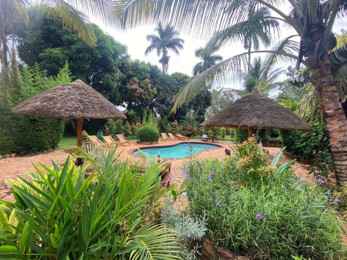 Afro Smile Hotel & Guest House - Jinja Dış mekan fotoğraf
